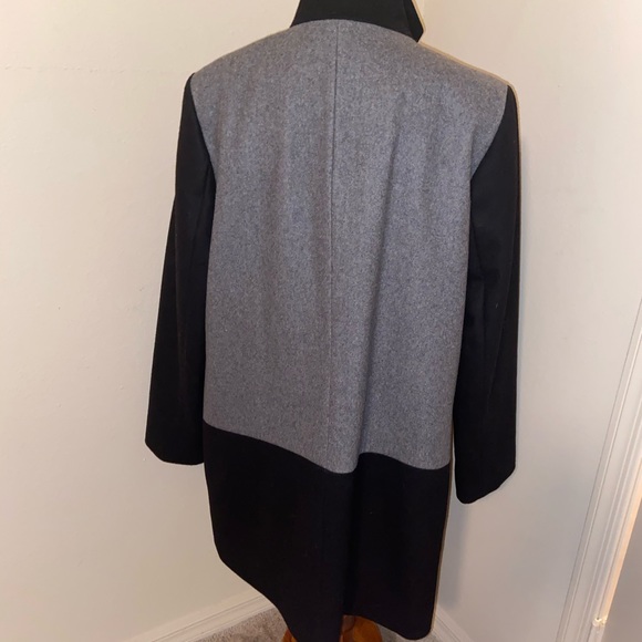 Like NEW Nautica wool coat - Picture 3 of 4